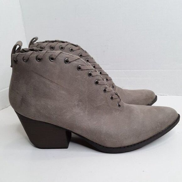 Coconut by Matisse Women's size 10M Ankle Boot - Picture 12 of 12